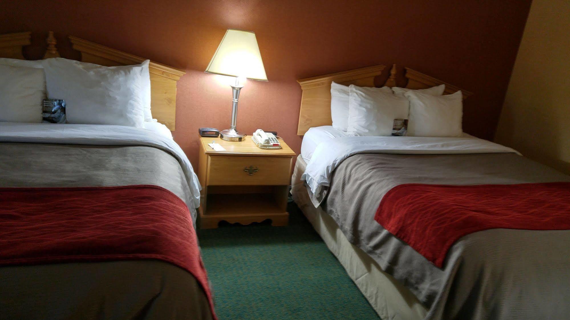Econo Lodge Newport Luaran gambar